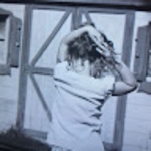 Meet your Posher, Mia